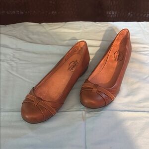 Soft Style Brown Flats with Bow Detail